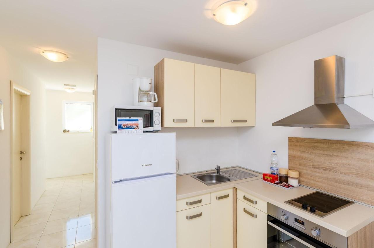 Apartment Maurora ザトン エクステリア 写真
